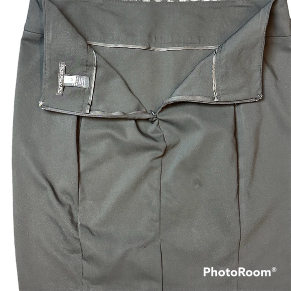The Torie Skirt black midi skirt with zip back size 12 - Picture 3 of 6